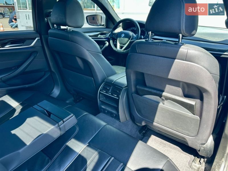 Седан BMW 5 Series 2017 в Киеве фото 18 Седан BMW 5 Series 2017 в Киеве