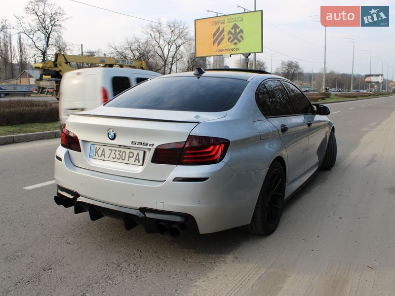 Седан BMW 5 Series 2013 в Киеве