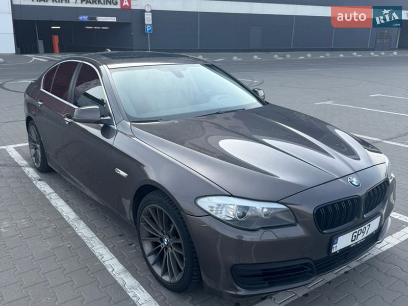 Седан BMW 5 Series 2013 в Києві