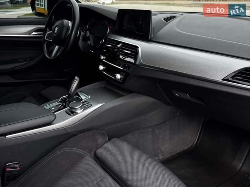 Седан BMW 5 Series 2017 в Вінниці
