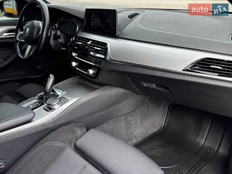 Седан BMW 5 Series 2017 в Вінниці