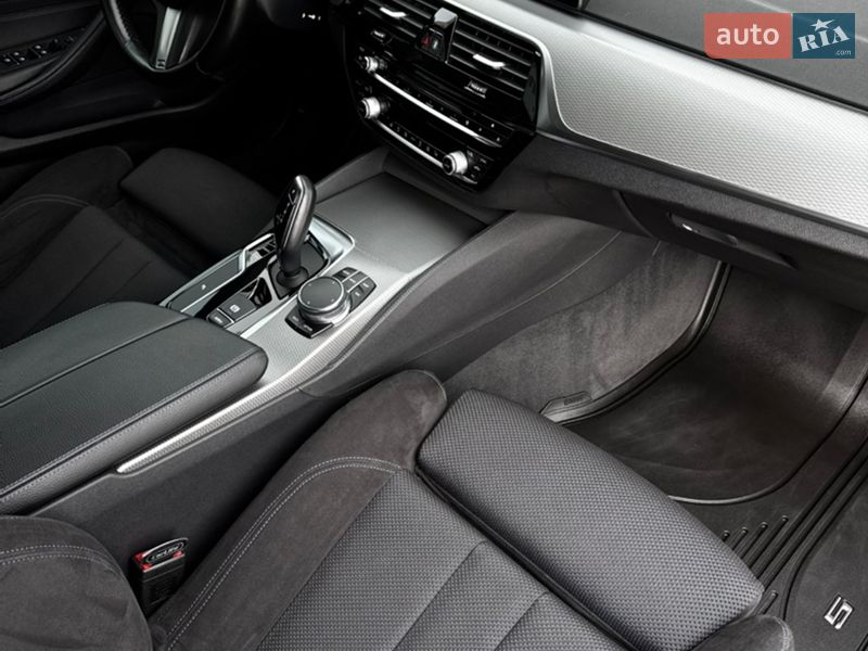 Седан BMW 5 Series 2017 в Вінниці
