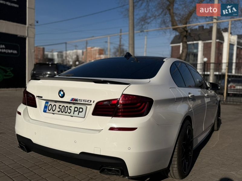 Седан BMW 5 Series 2014 в Одессе