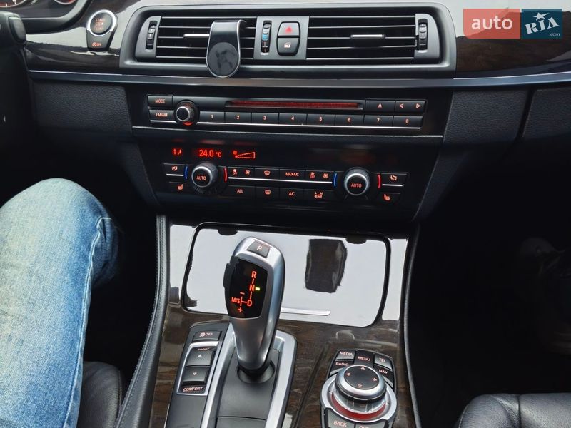 Седан BMW 5 Series 2013 в Дніпрі