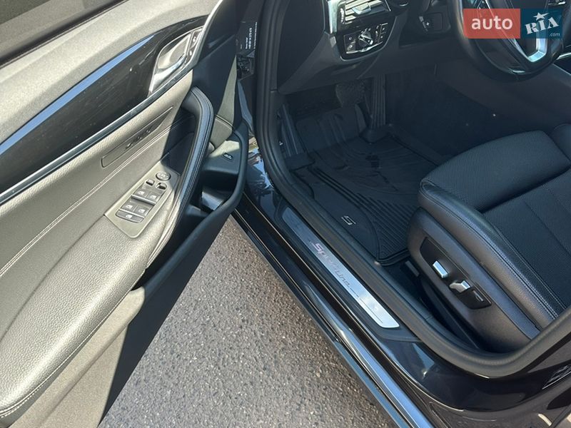 Седан BMW 5 Series 2018 в Кривому Розі