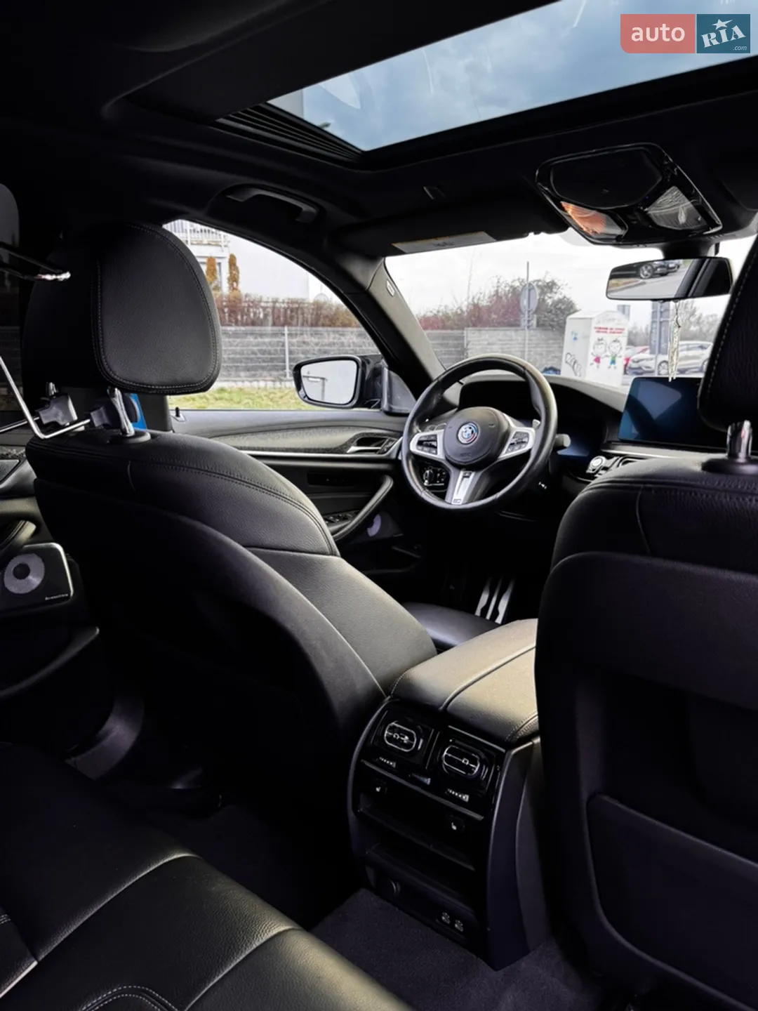 2020 BMW 5er - мініатюра 3