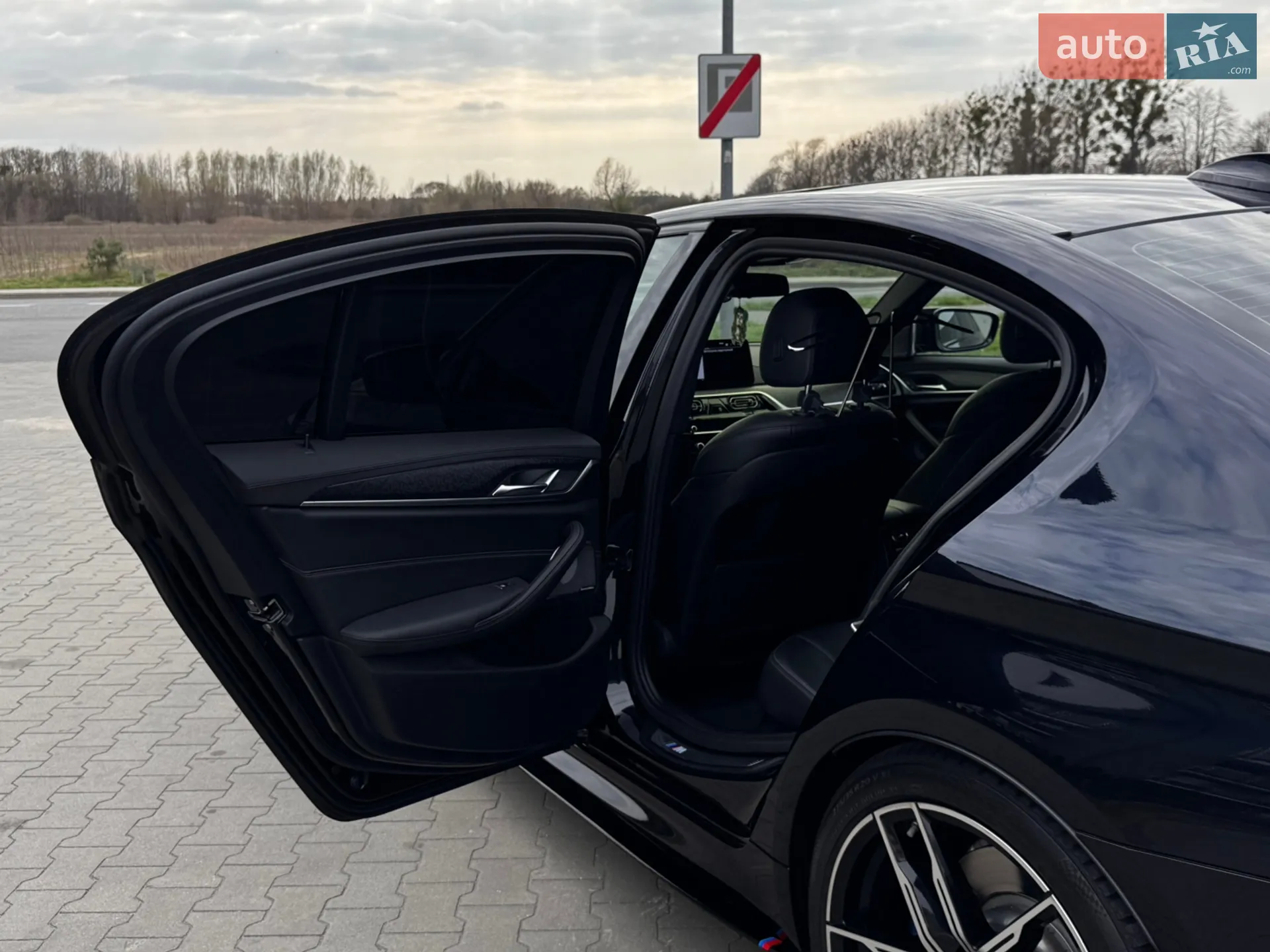 2020 BMW 5er - мініатюра 10