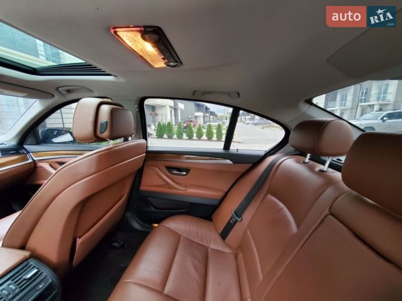 Седан BMW 5 Series 2012 в Чорткове