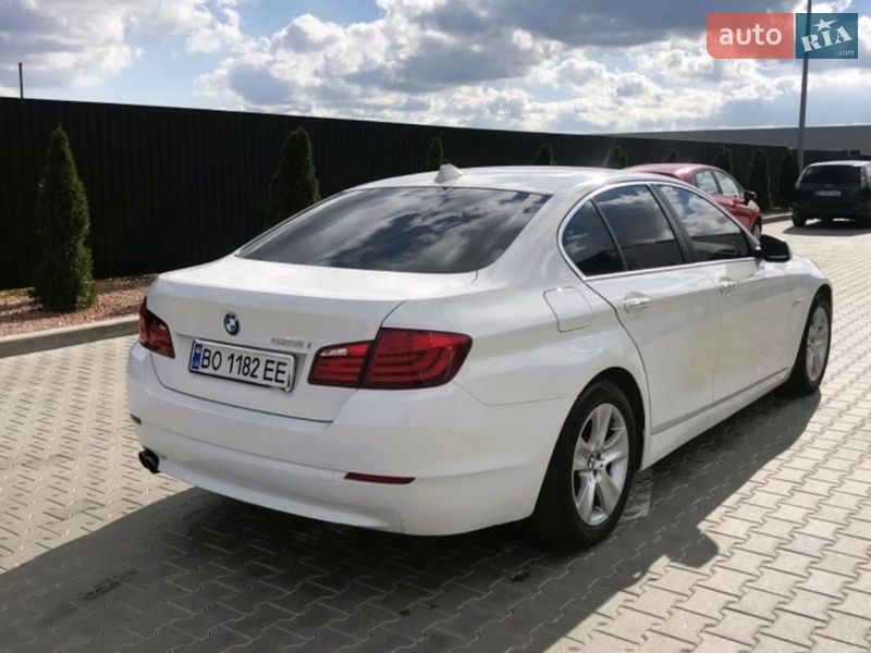 Седан BMW 5 Series 2012 в Чорткове