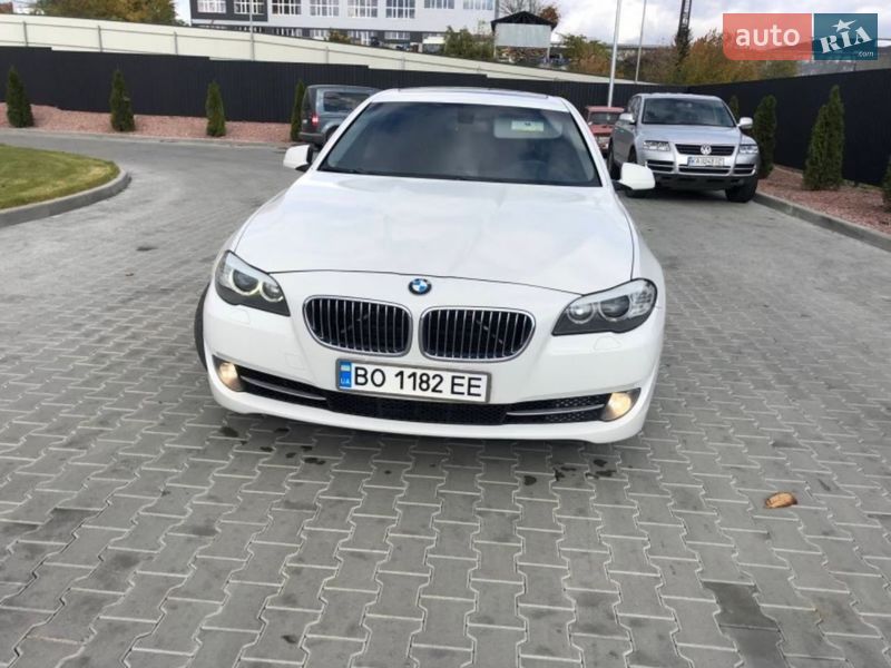 Седан BMW 5 Series 2012 в Чорткове