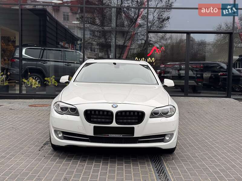 Седан BMW 5 Series 2013 в Одессе