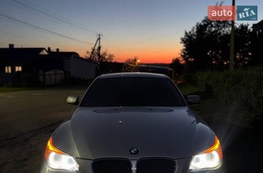Седан BMW 5 Series 2004 в Кіцмані