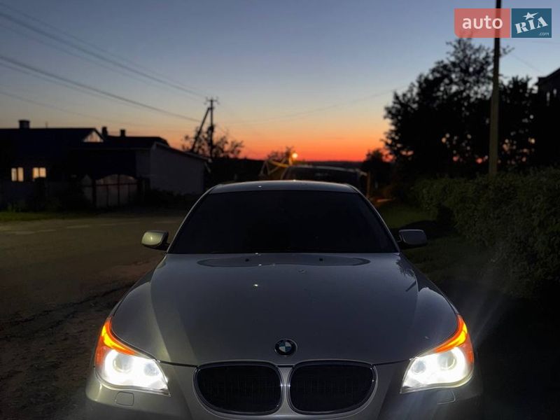 BMW 5 Series 2004
