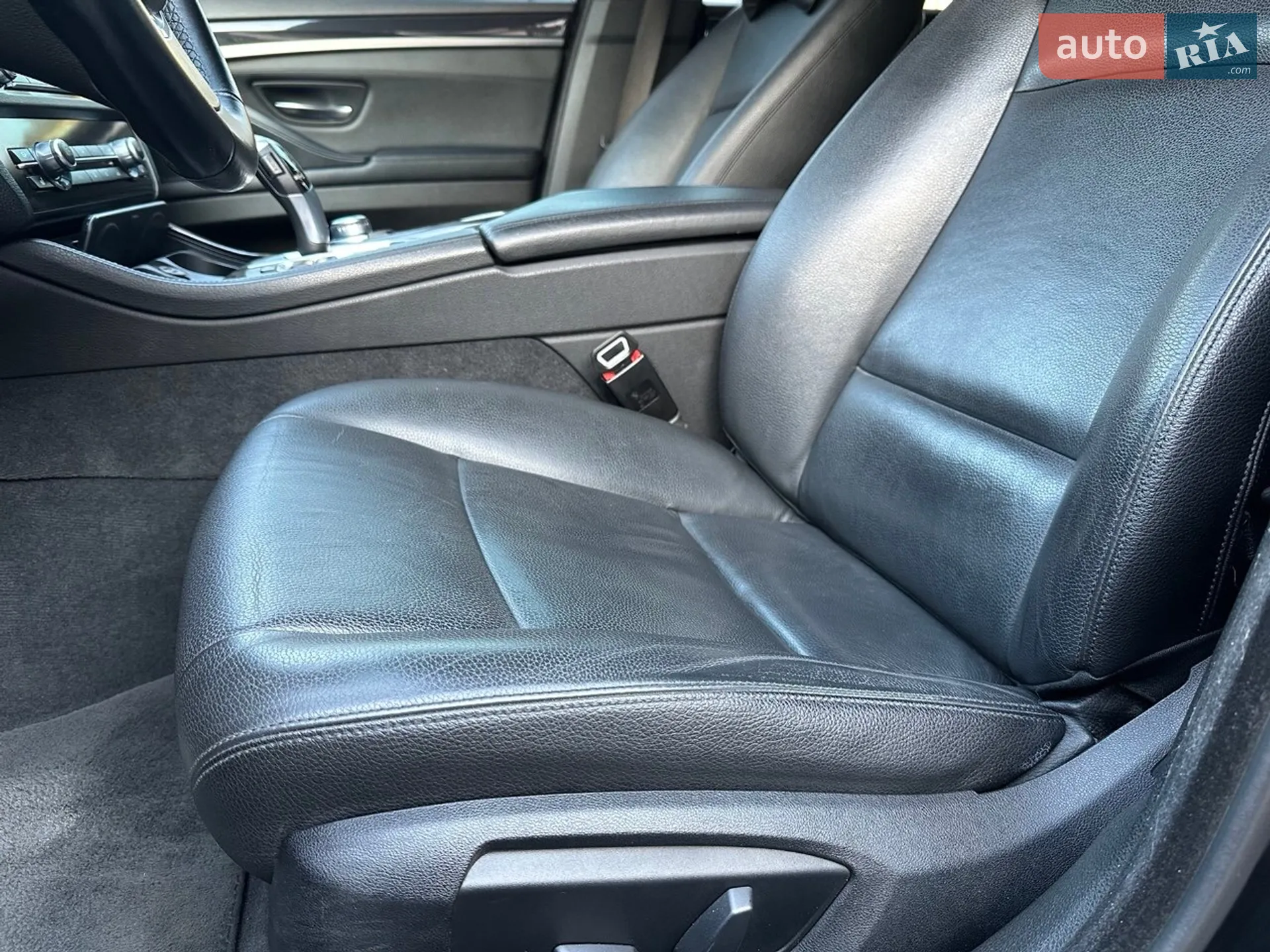 2016 BMW 5er - мініатюра 26