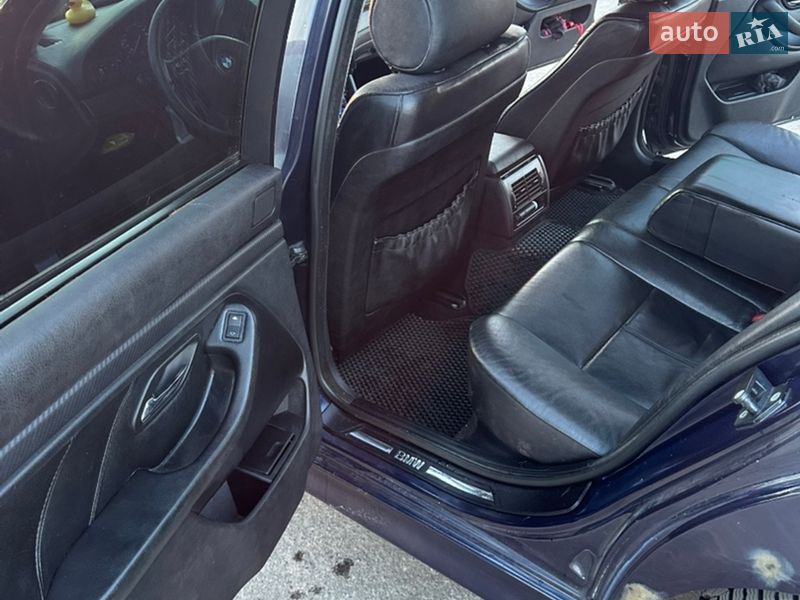 Седан BMW 5 Series 1999 в Киеве