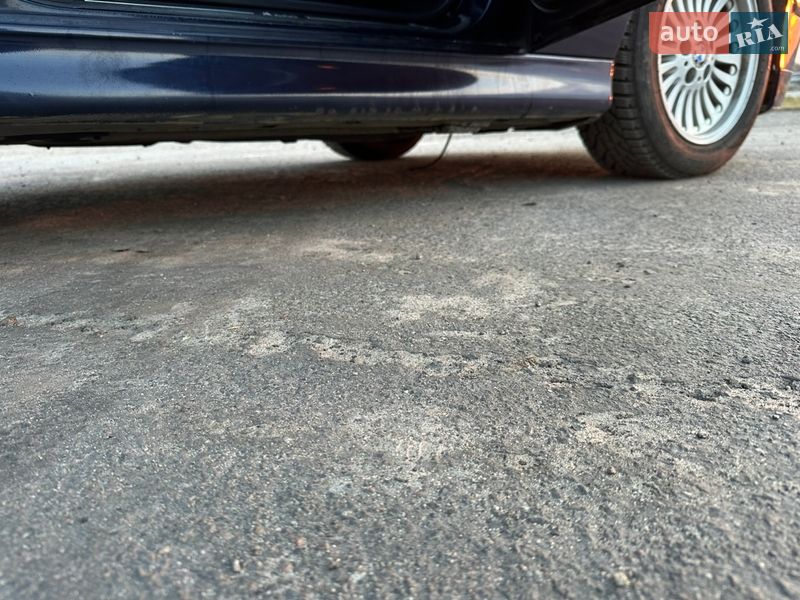 Седан BMW 5 Series 1999 в Киеве