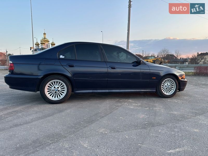 Седан BMW 5 Series 1999 в Киеве