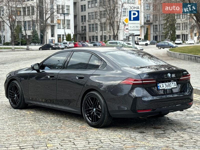Седан BMW 5 Series 2024 в Харкові