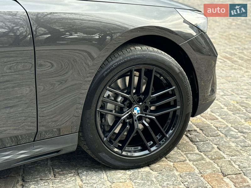 Седан BMW 5 Series 2024 в Харкові