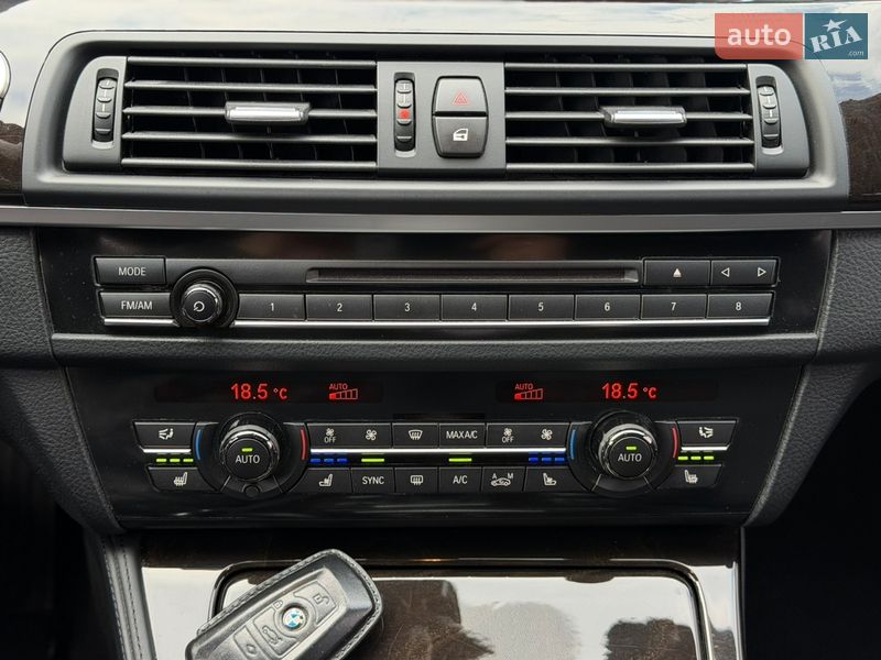 Седан BMW 5 Series 2015 в Житомире