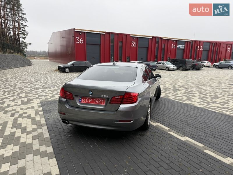 Седан BMW 5 Series 2013 в Львові