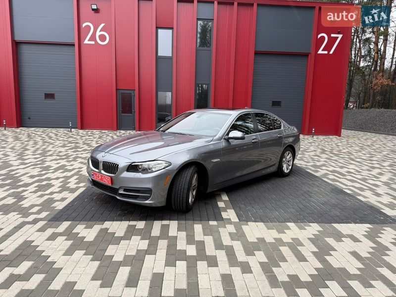 Седан BMW 5 Series 2013 в Львові