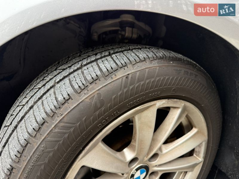 Седан BMW 5 Series 2013 в Львові