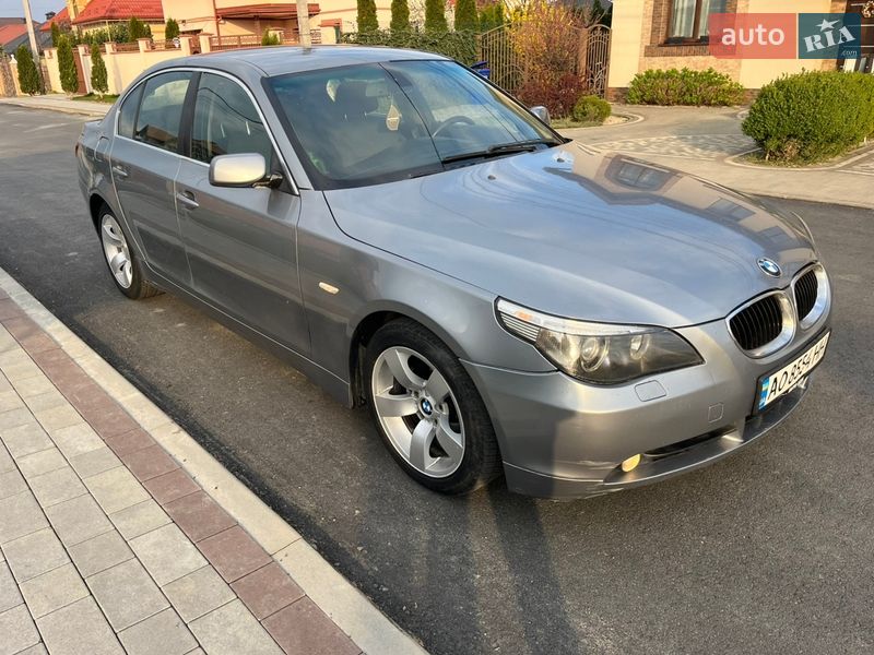 Седан BMW 5 Series 2004 в Ужгороде