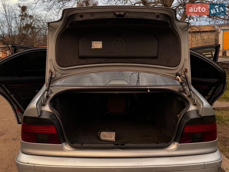 Седан BMW 5 Series 1998 в Ржищеве фото 11 Седан BMW 5 Series 1998 в Ржищеве