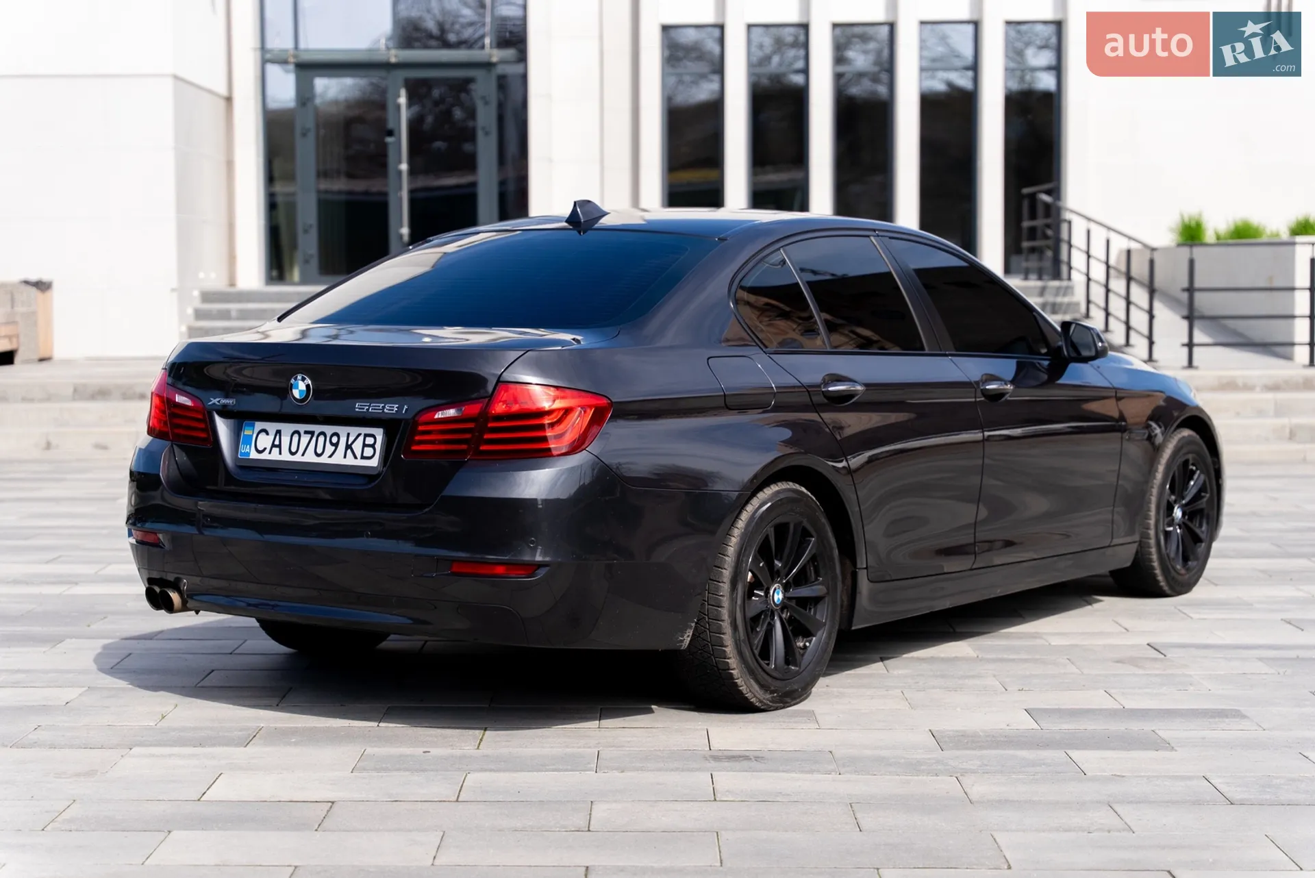 2014 BMW 5er - мініатюра 2
