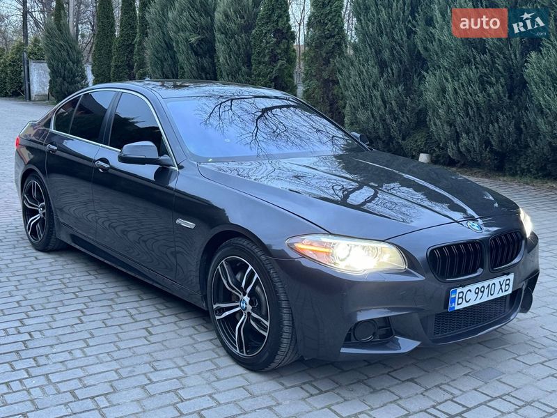 Седан BMW 5 Series 2013 в Самборі