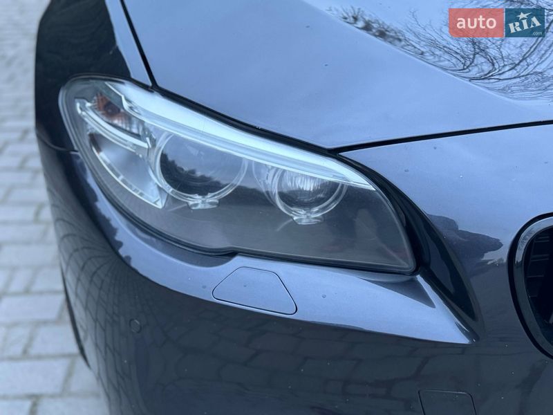 Седан BMW 5 Series 2013 в Самборі