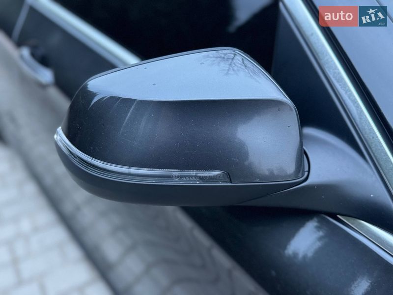 Седан BMW 5 Series 2013 в Самборі