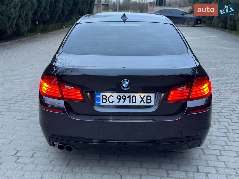 Седан BMW 5 Series 2013 в Самборі