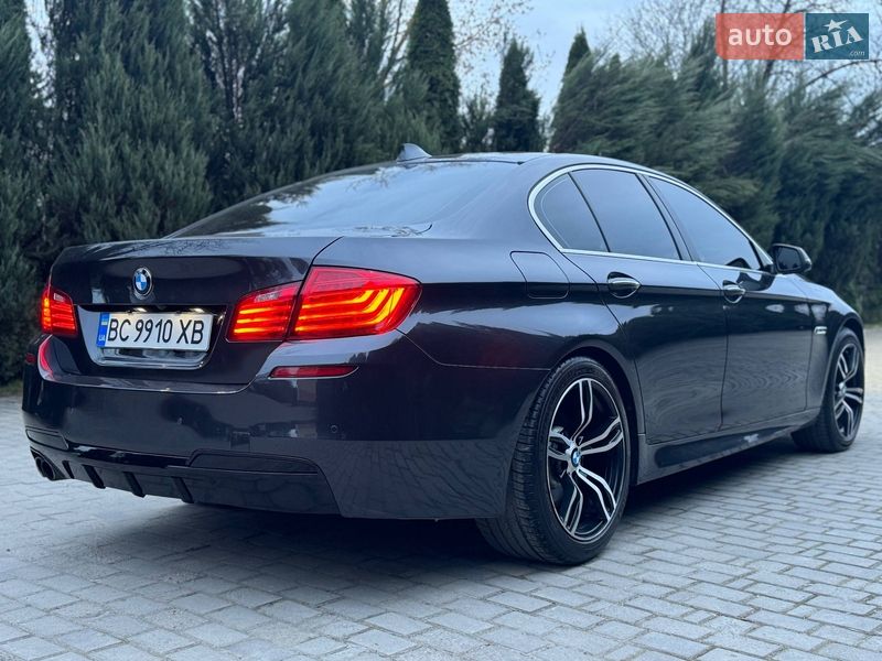 Седан BMW 5 Series 2013 в Самборі