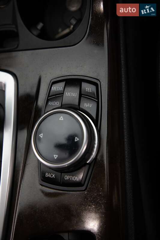 Седан BMW 5 Series 2013 в Самборі