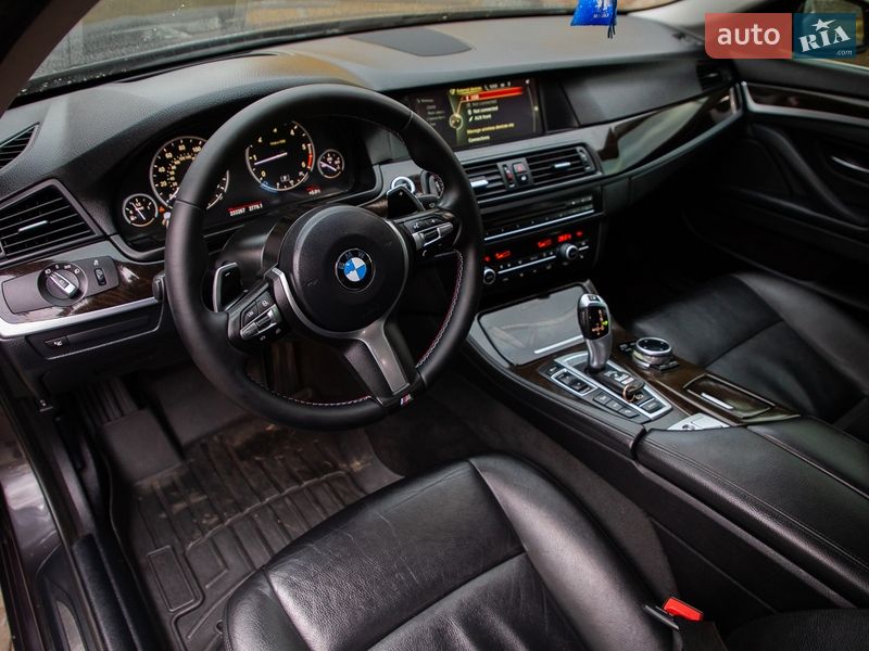 Седан BMW 5 Series 2013 в Самборі
