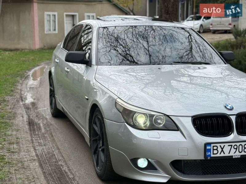 Седан BMW 5 Series 2004 в Чернівцях