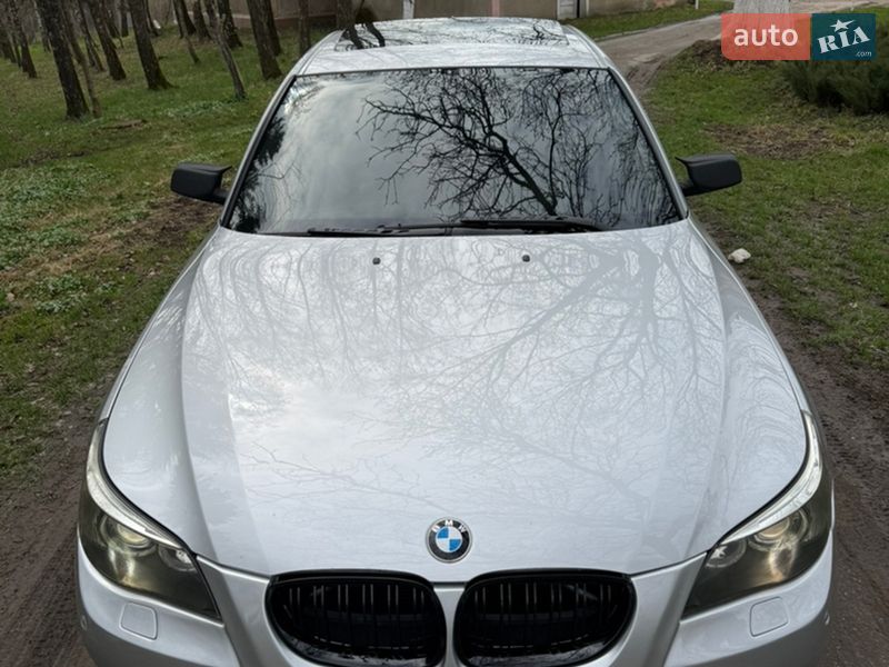 Седан BMW 5 Series 2004 в Чернівцях