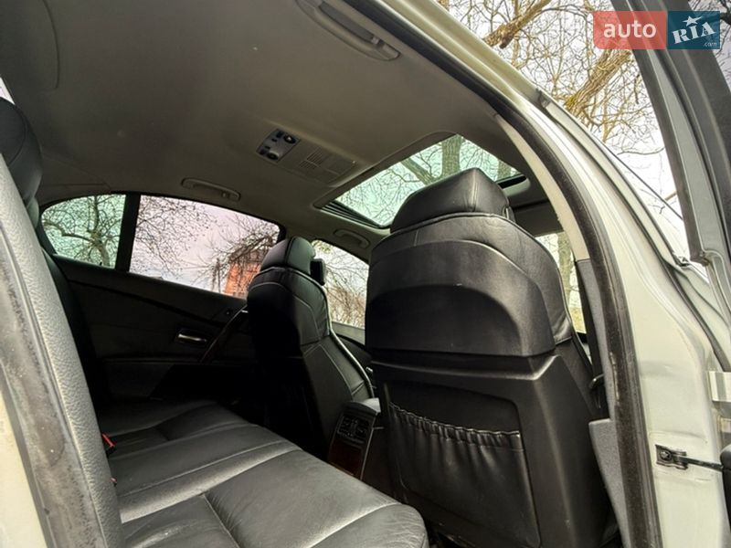 Седан BMW 5 Series 2004 в Чернівцях