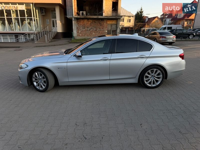 Седан BMW 5 Series 2014 в Черновцах