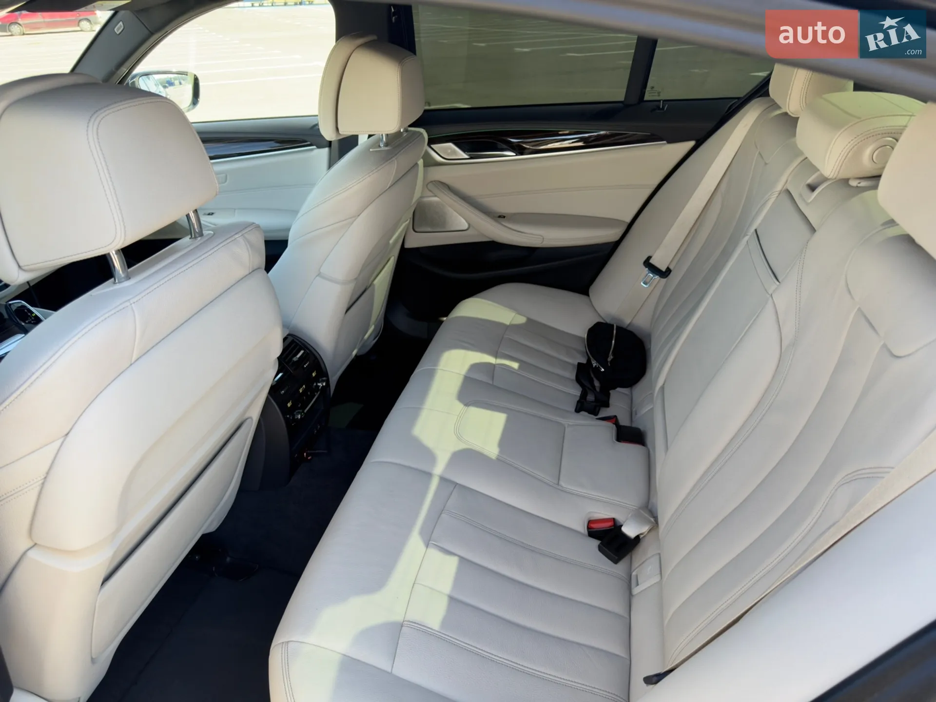 2020 BMW 5er - мініатюра 13