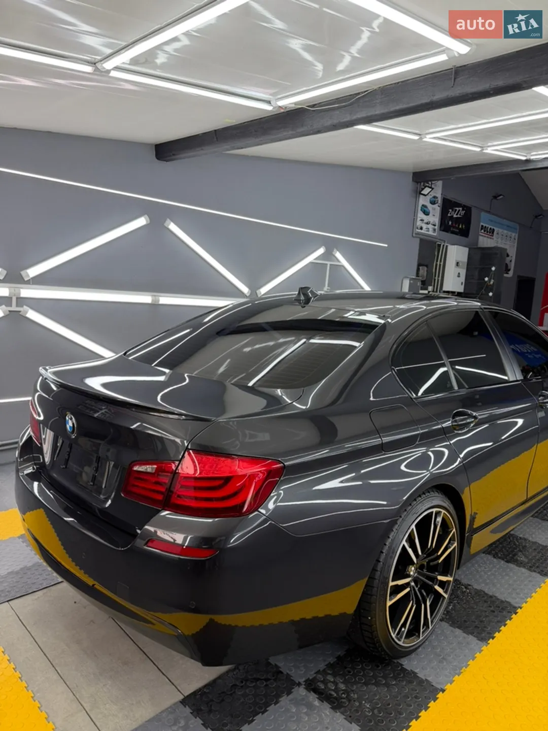 2012 BMW 5er - мініатюра 21