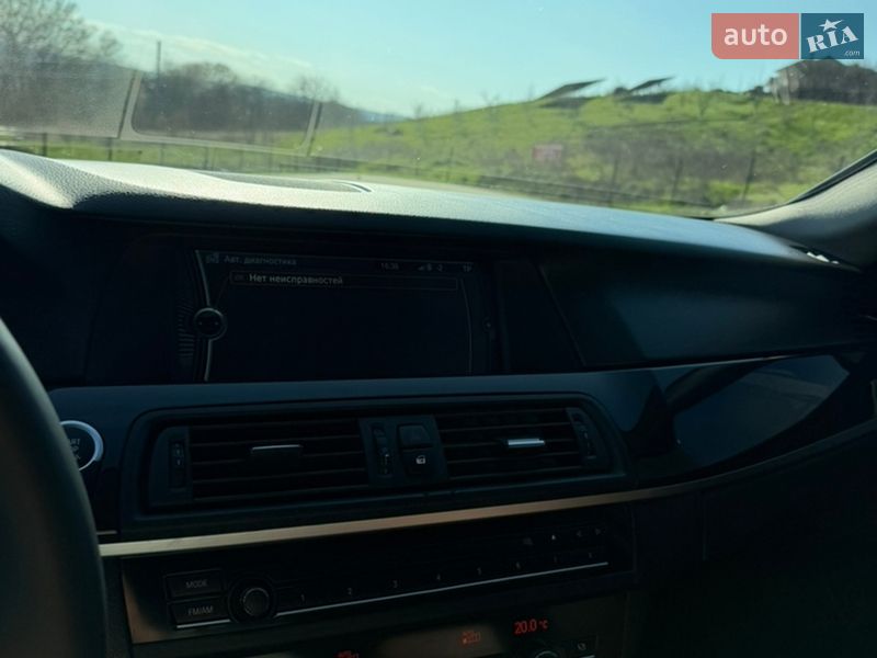 Седан BMW 5 Series 2012 в Чернівцях