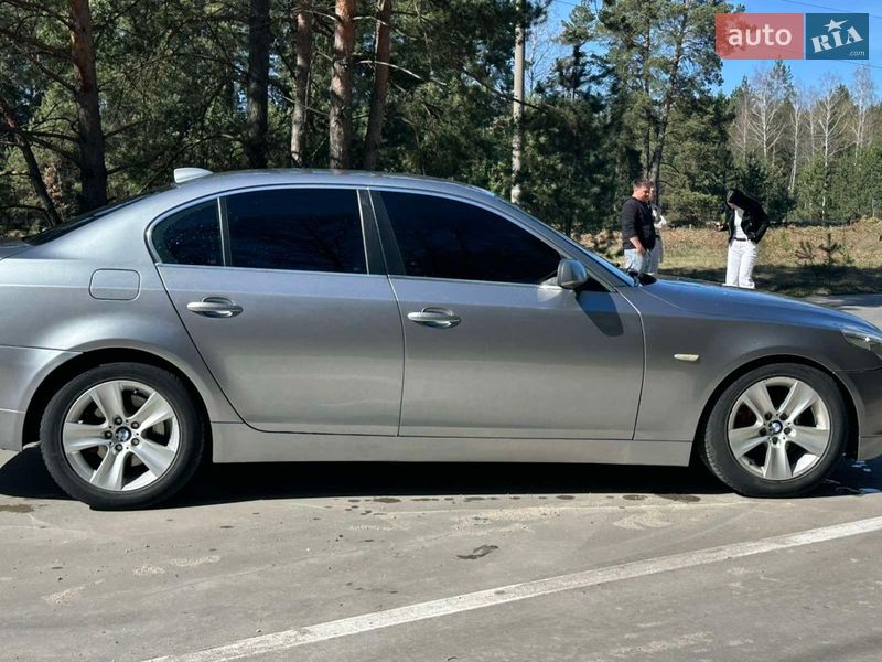 Седан BMW 5 Series 2005 в Славуте
