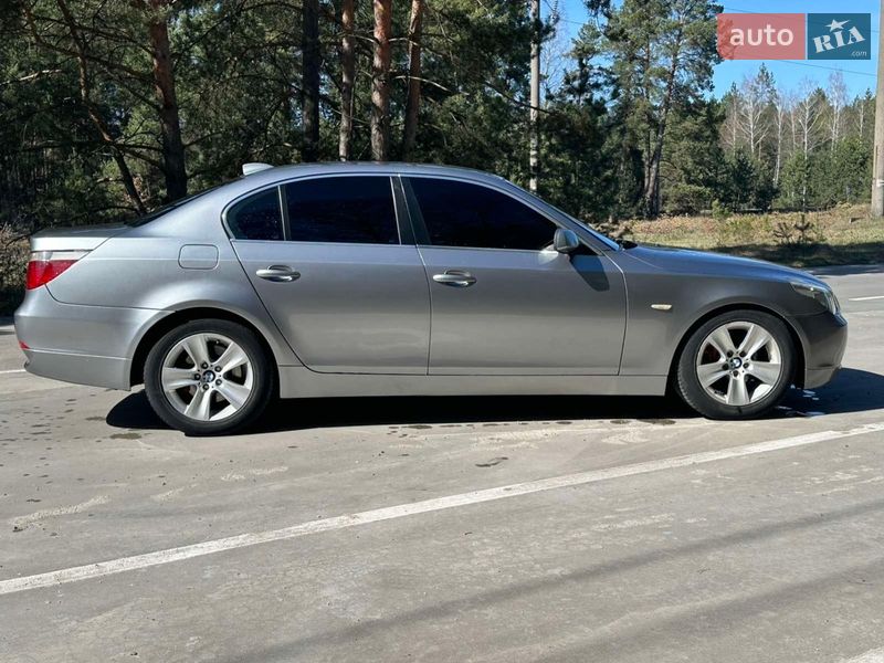 Седан BMW 5 Series 2005 в Славуте