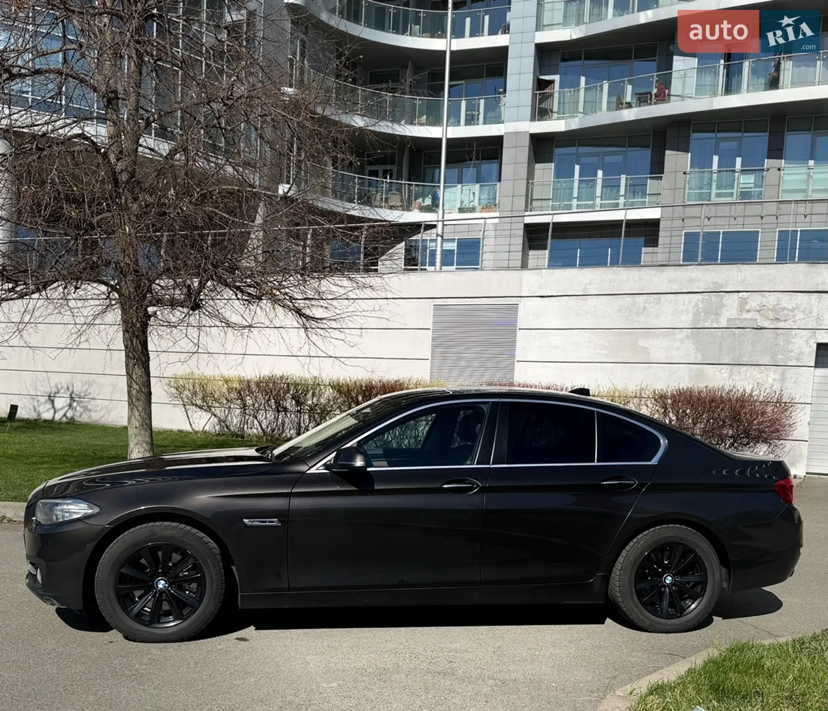 2016 BMW 5er - мініатюра 13