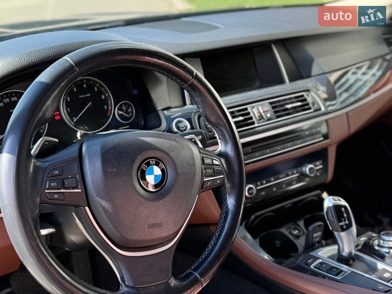Седан BMW 5 Series 2016 в Киеве