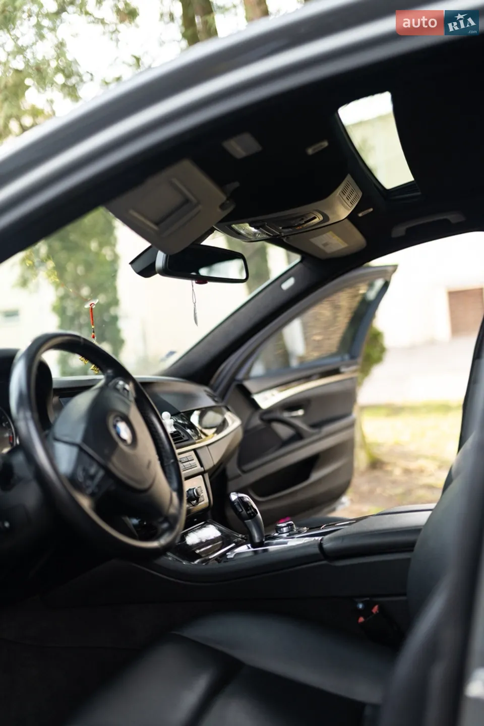 2010 BMW 5er - мініатюра 41