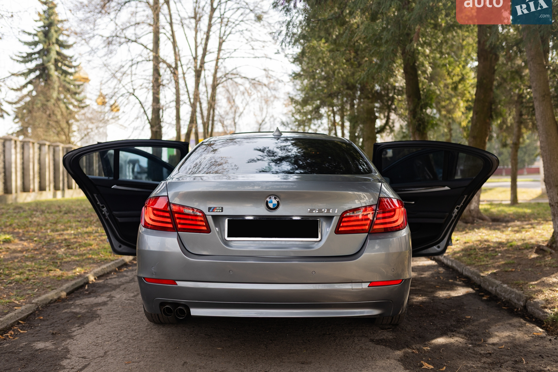 2010 BMW 5er - мініатюра 10